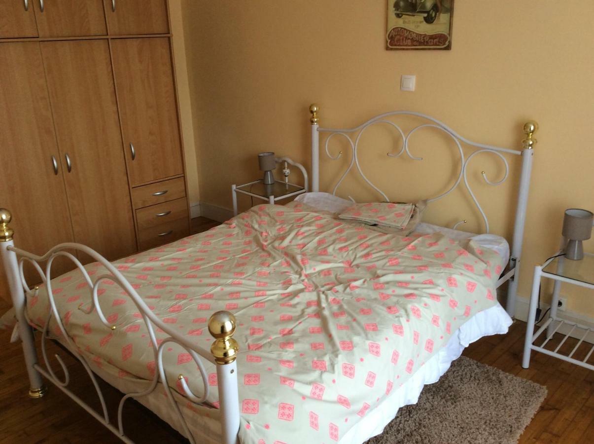 Le Petit Bijou Bed & Breakfast Saint-Fraigne Exterior photo